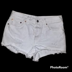 Levi's 501 slightly off white high rise frayed short w27